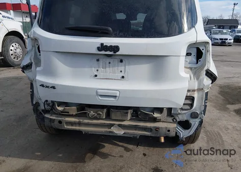 2021 Jeep Renegade Upland 4X4 z USA, uszkodzony, nr VIN ZACNJDAB8MPM66962